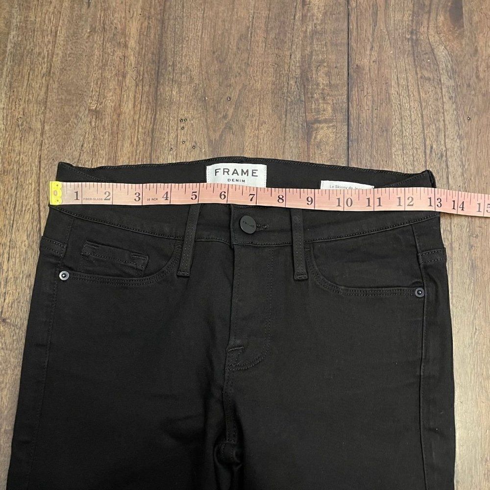 Frame NWOT Vian Ripped Skinny Jeans - Picture 8 of 16